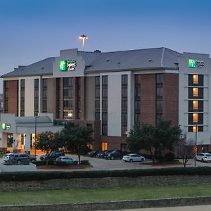 Holiday Inn Express & Suites Irving Conv Ctr - Las Colinas By Ihg